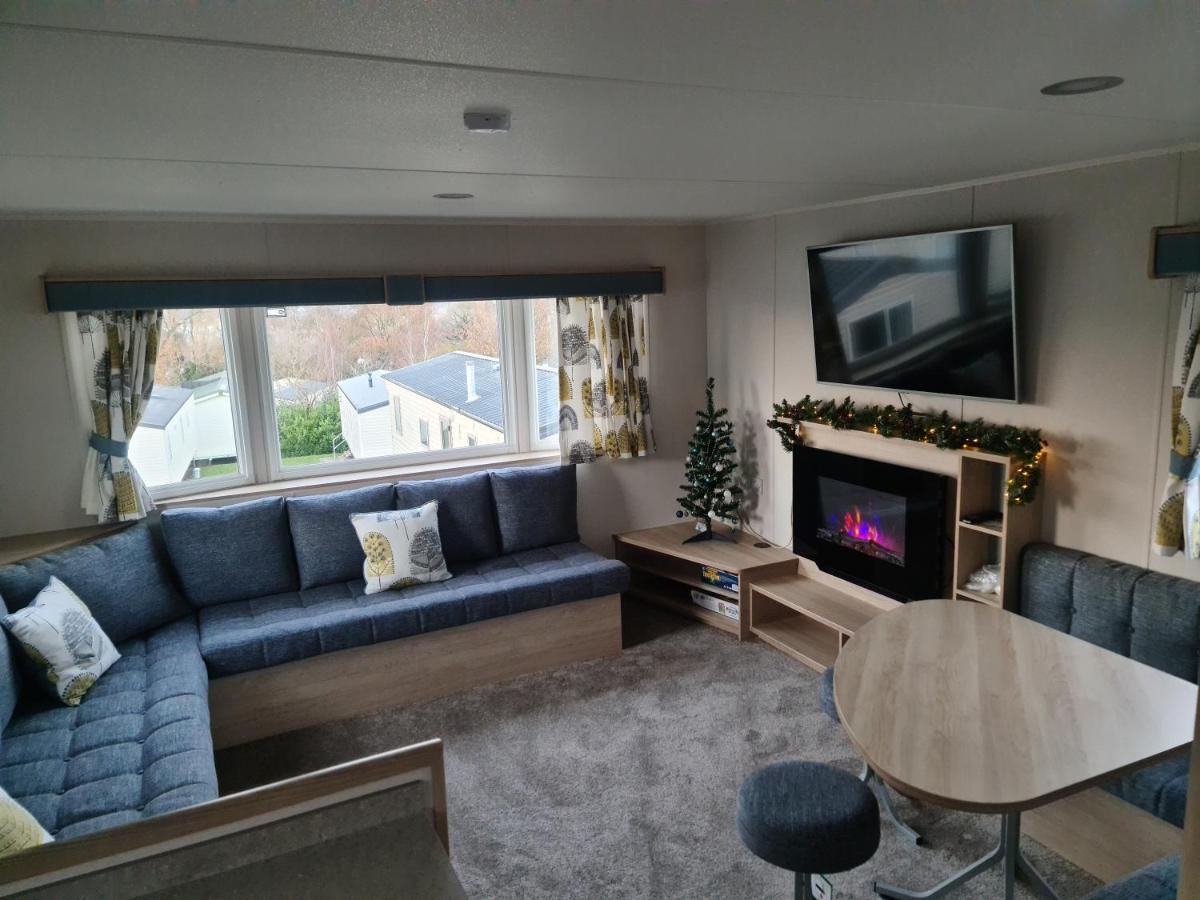 Escape City Caravan Lytchett Minster Eksteriør billede