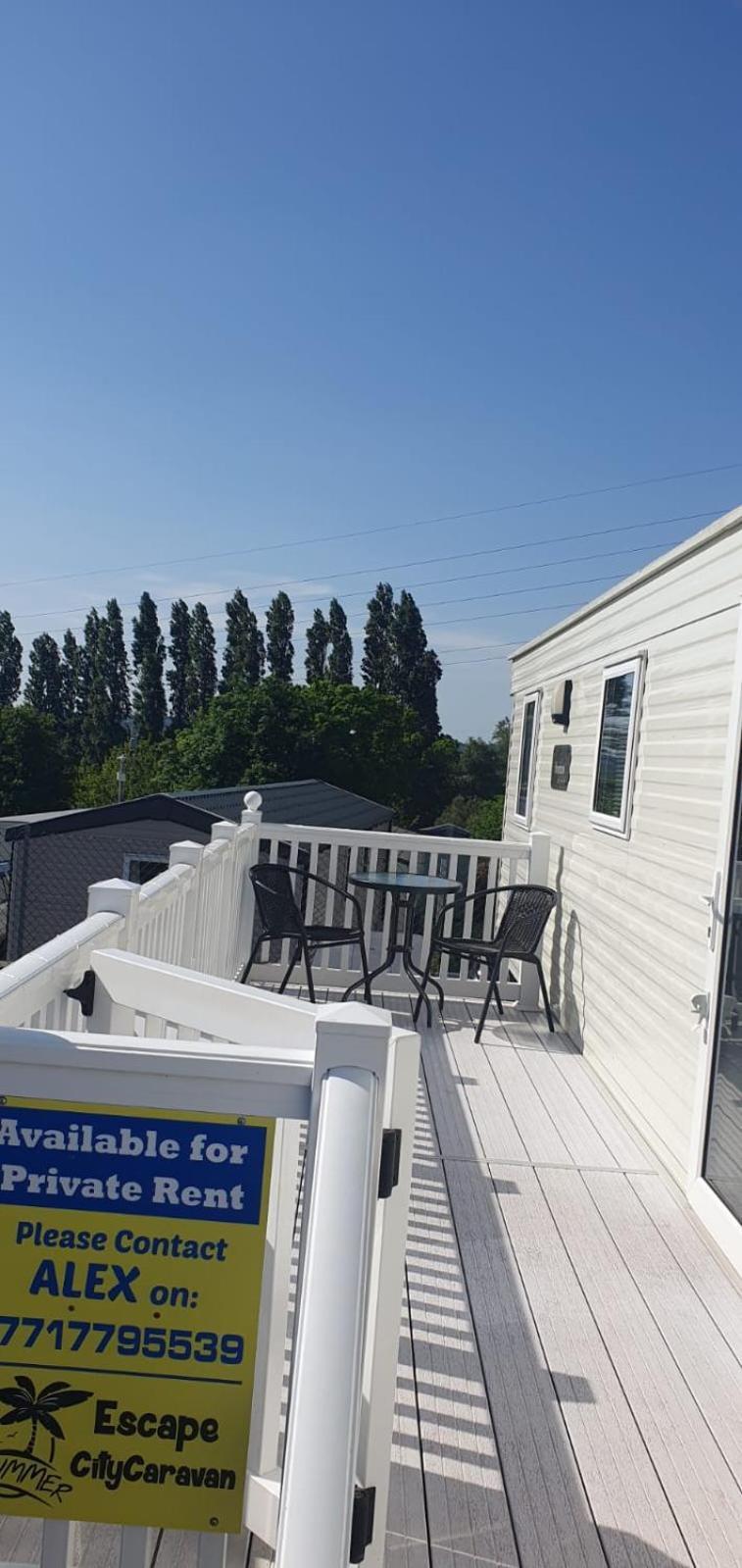 Escape City Caravan Lytchett Minster Eksteriør billede